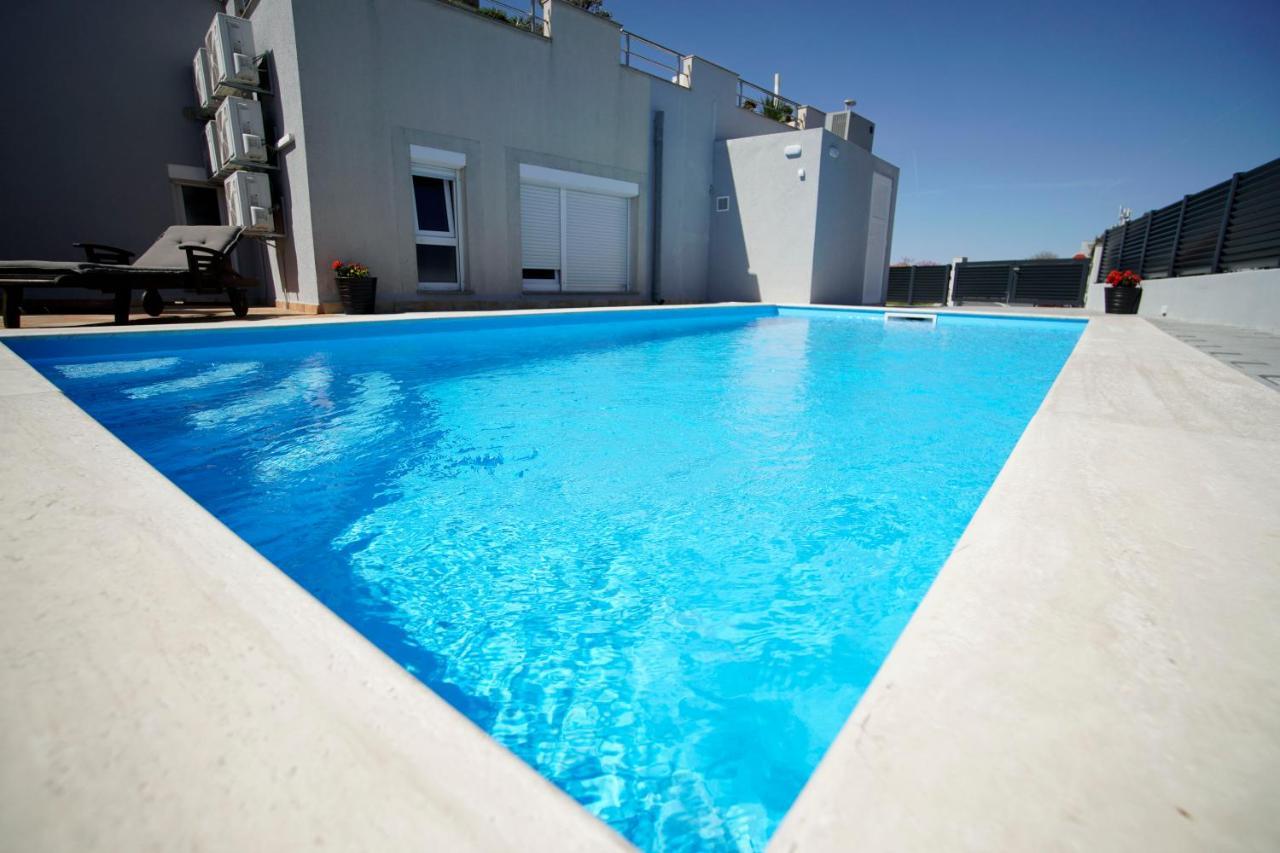 Apartments Lulic ザダル エクステリア 写真