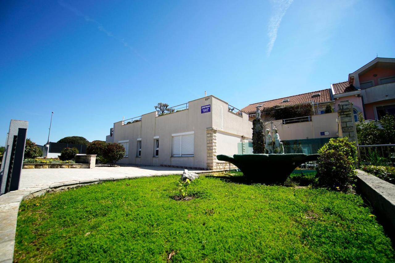 Apartments Lulic ザダル エクステリア 写真