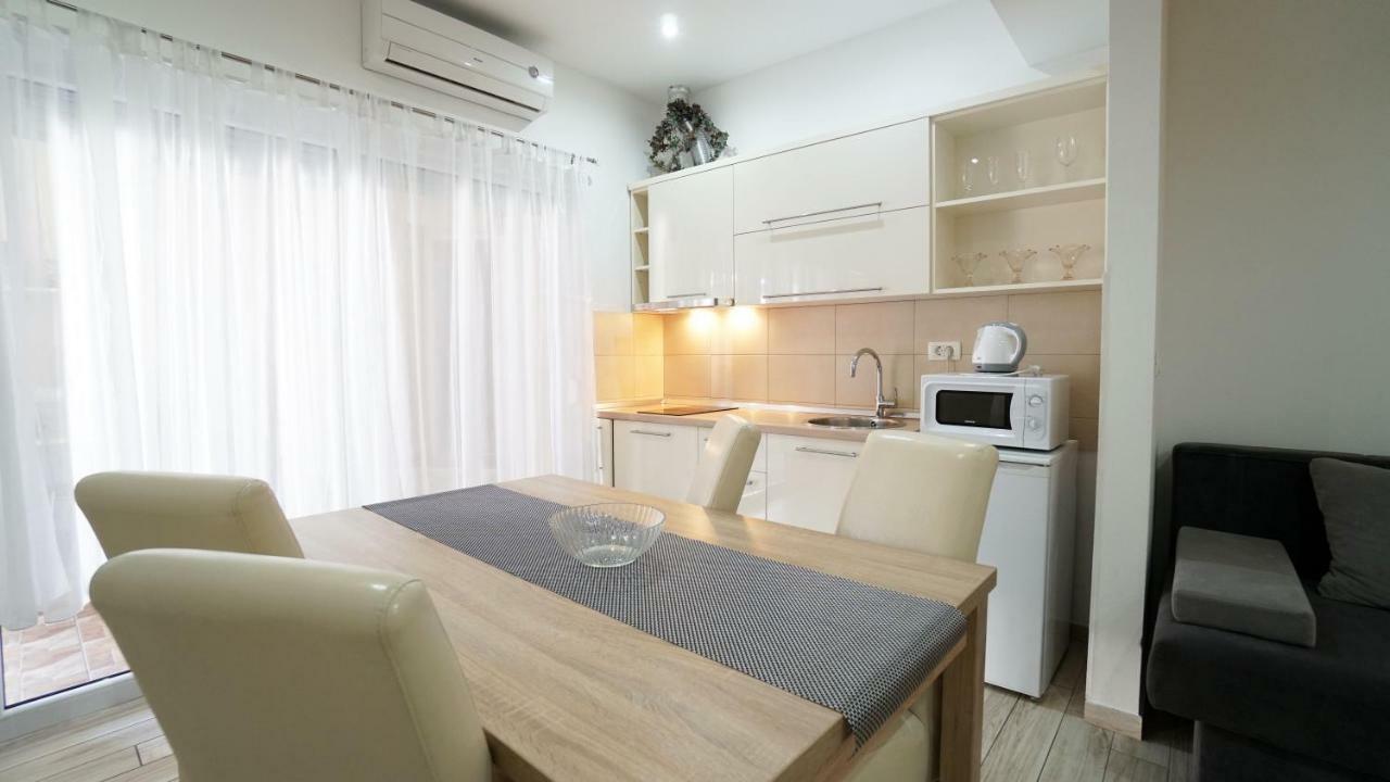Apartments Lulic ザダル エクステリア 写真