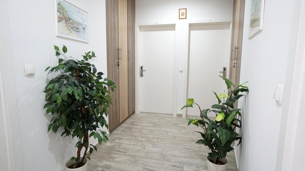 Apartments Lulic ザダル エクステリア 写真