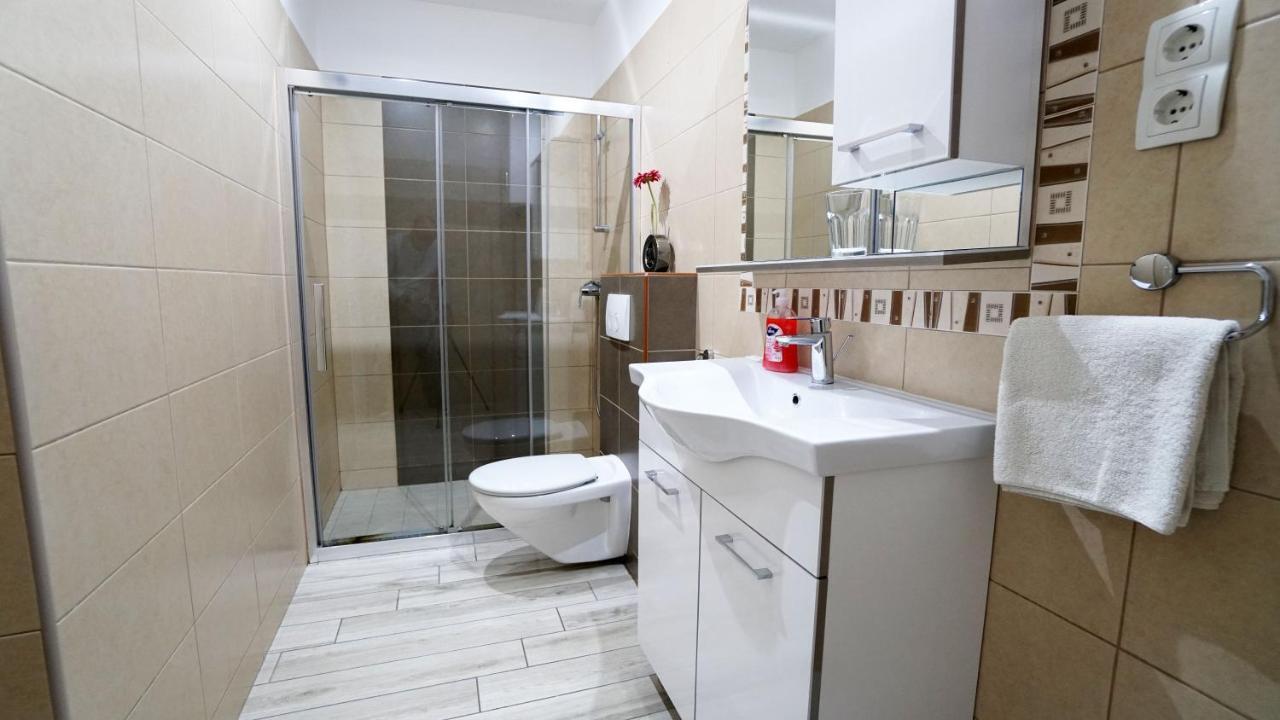 Apartments Lulic ザダル エクステリア 写真